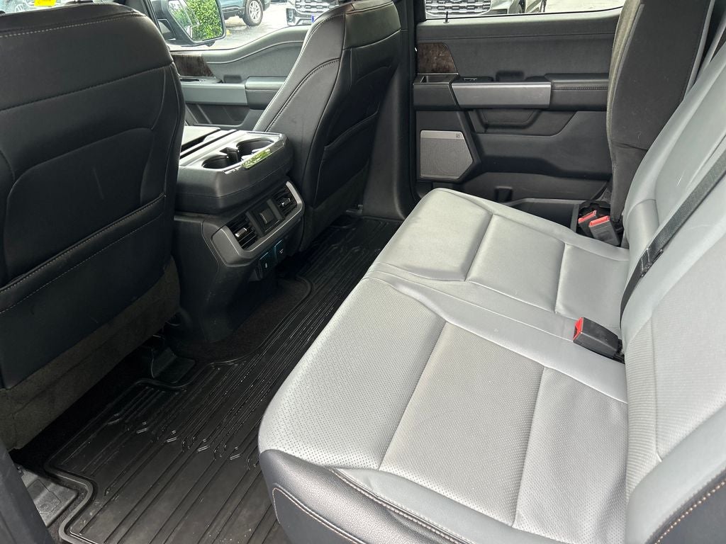 2022 Ford F-150 Lightning Lariat