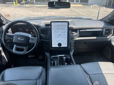 2022 Ford F-150 Lightning Lariat