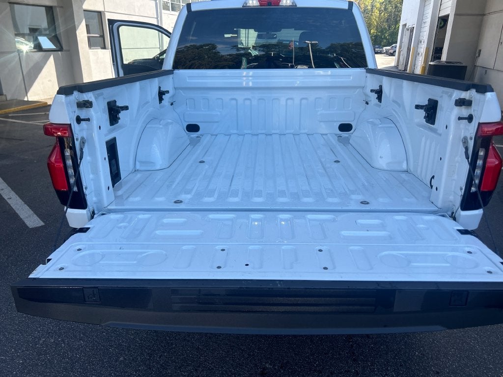 2023 Ford F-150 Lightning XLT