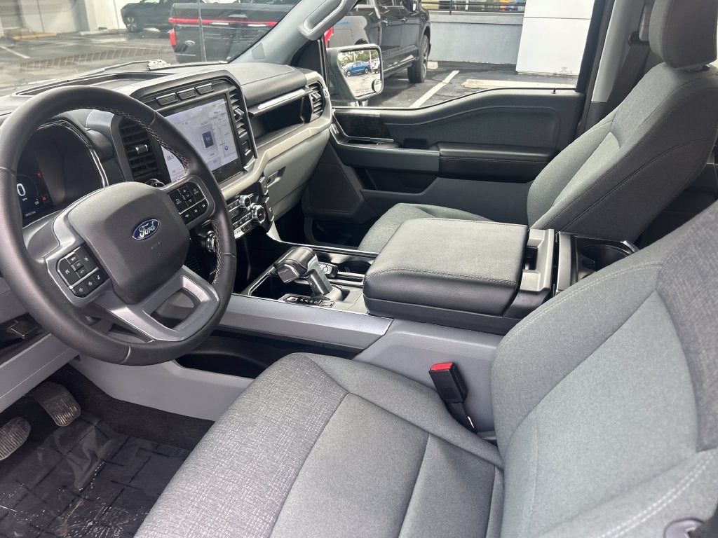 2024 Ford F-150 Lightning XLT