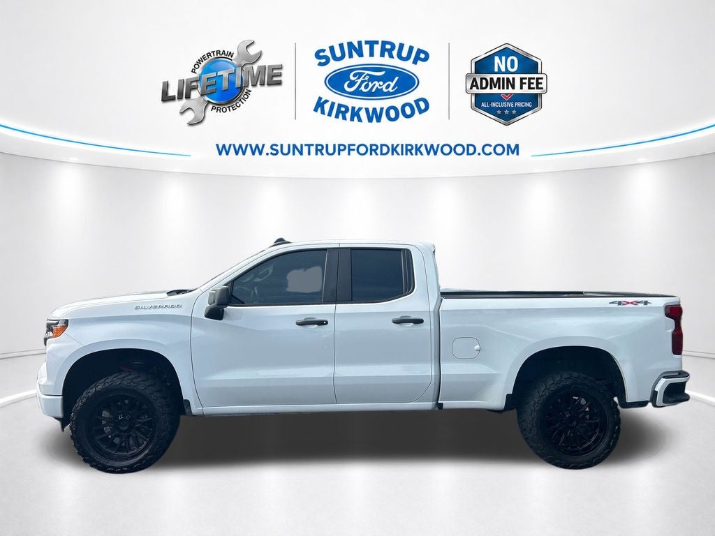 2022 Chevrolet Silverado 1500 Custom