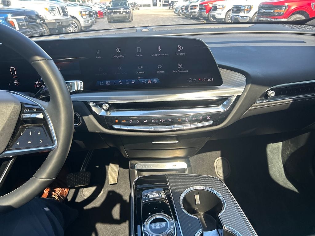 2024 Cadillac LYRIQ Sport