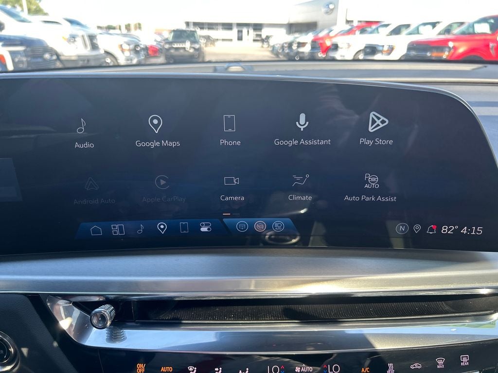 2024 Cadillac LYRIQ Sport