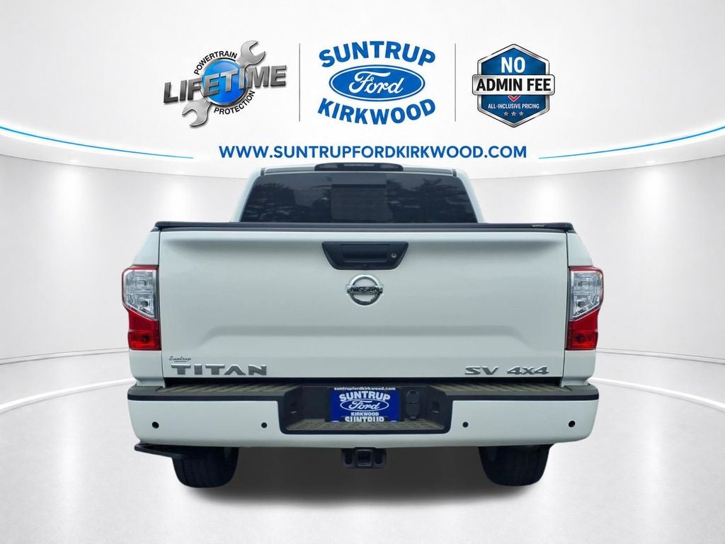2021 Nissan Titan SV