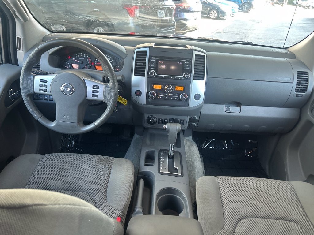 2016 Nissan Frontier SV