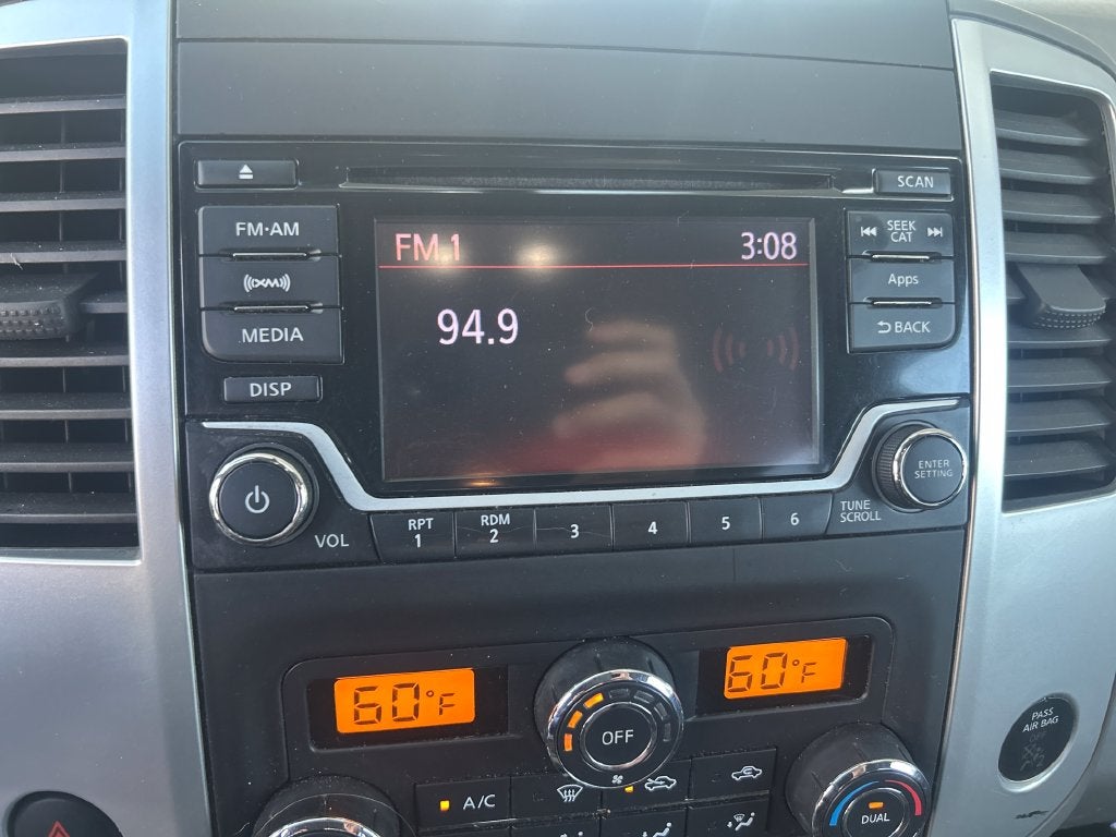 2016 Nissan Frontier SV