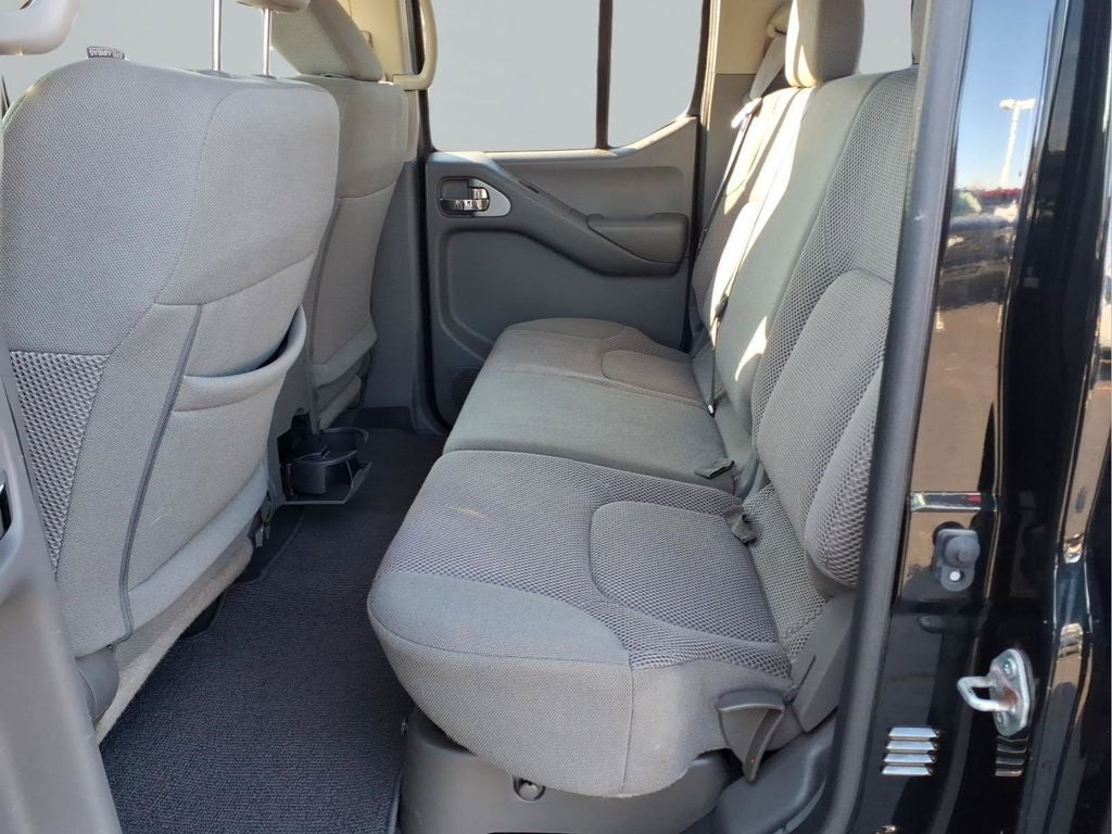 2021 Nissan Frontier SV