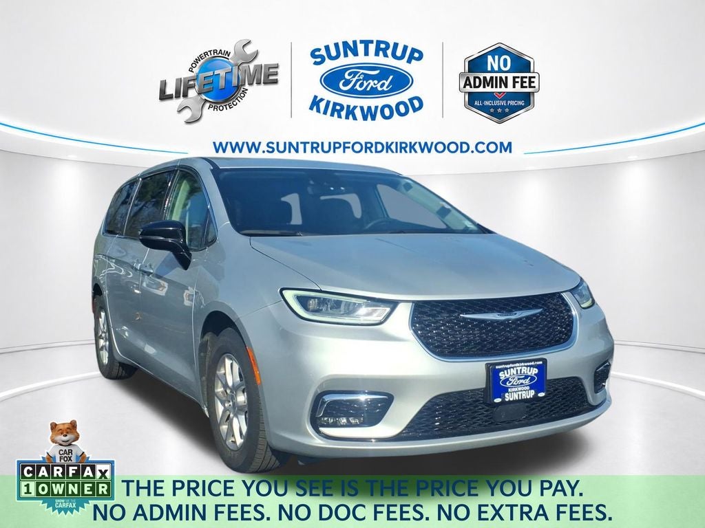 2024 Chrysler Pacifica Touring L