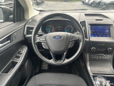 2020 Ford Edge SE