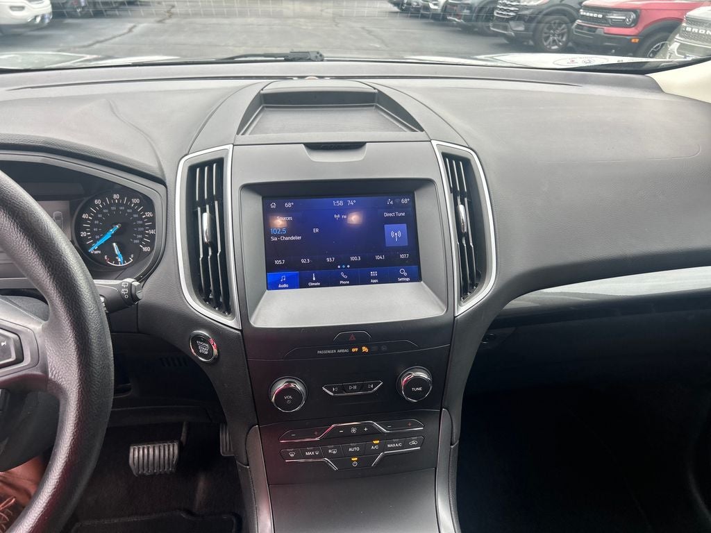 2020 Ford Edge SE