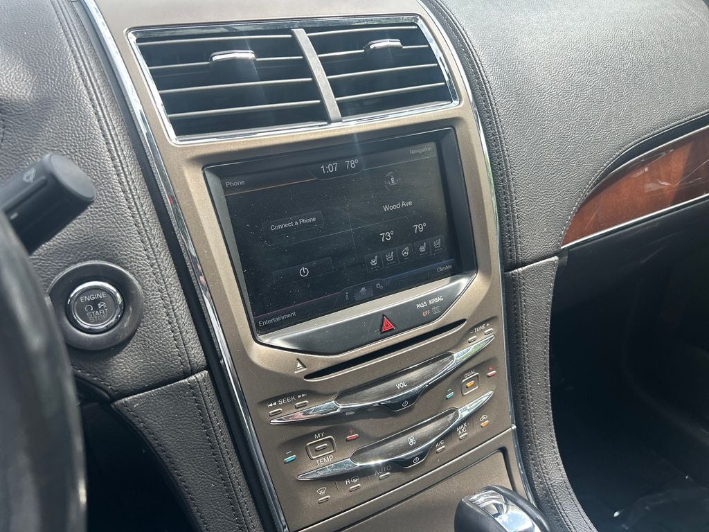 2015 Lincoln MKX Base