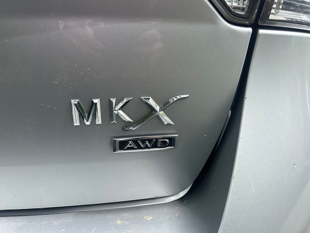 2015 Lincoln MKX Base