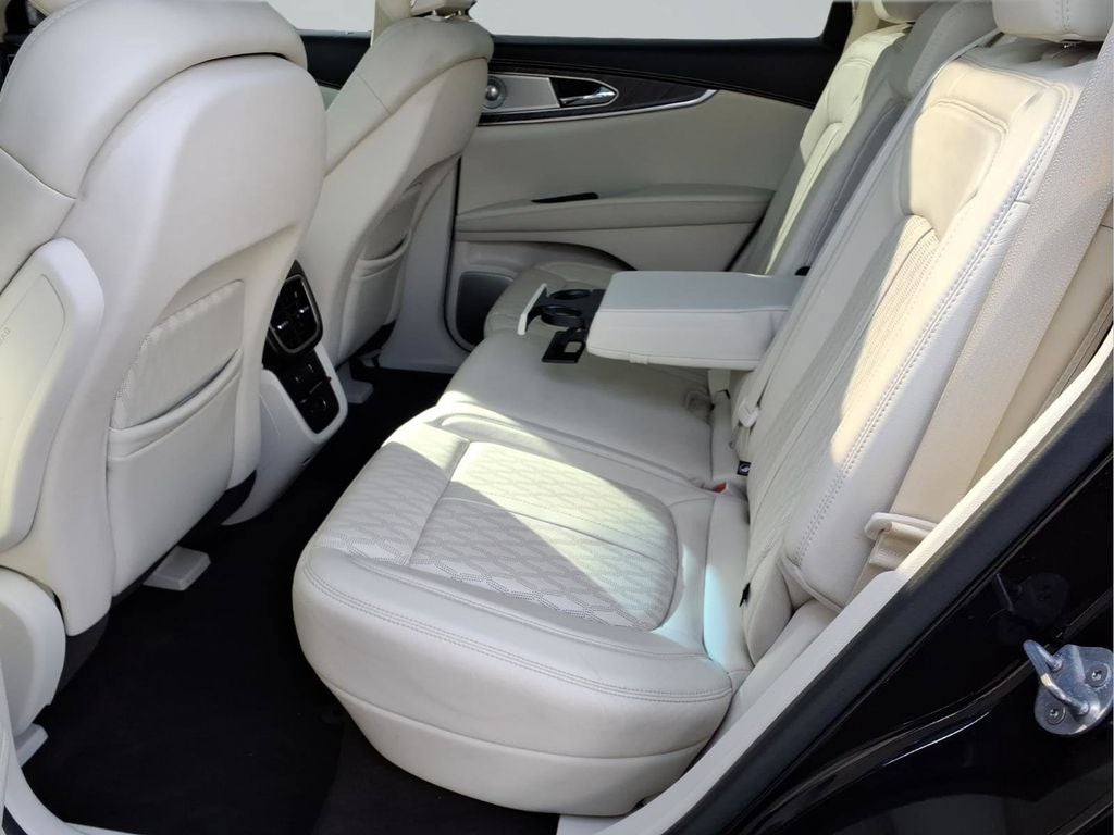 2019 Lincoln Nautilus Black Label