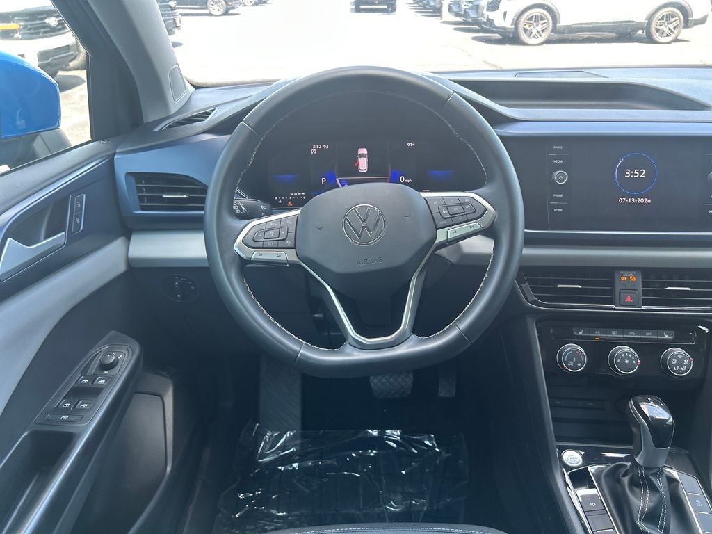 2023 Volkswagen Taos 1.5T SE