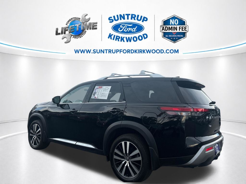 2025 Nissan Pathfinder Platinum