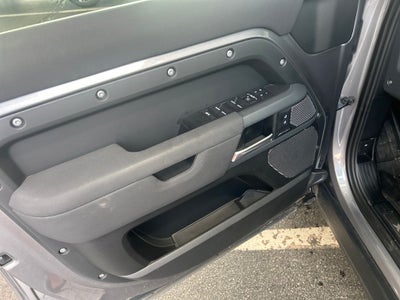2023 Land Rover Defender 110 X-Dynamic SE
