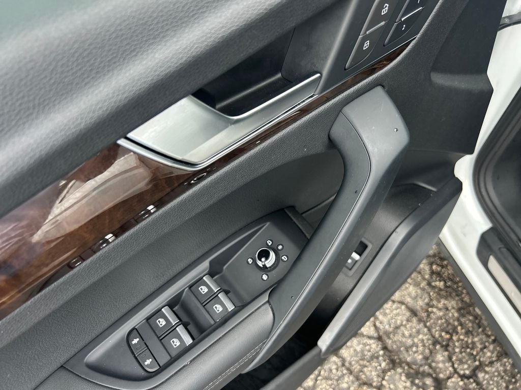 2020 Audi Q5 45 Premium Plus quattro