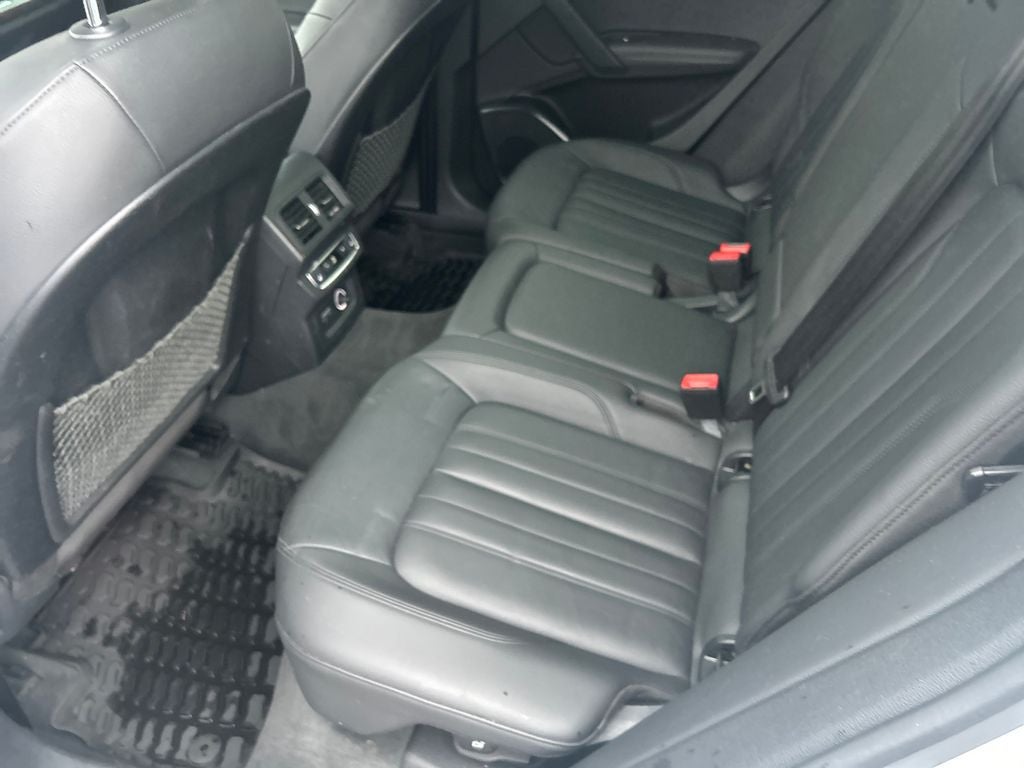2020 Audi Q5 45 Premium Plus quattro