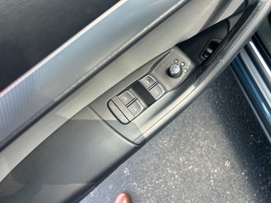 2018 Audi Q3 2.0T Premium quattro