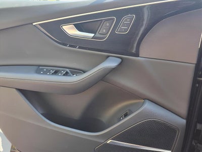 2024 Audi Q7 45 Premium Plus quattro