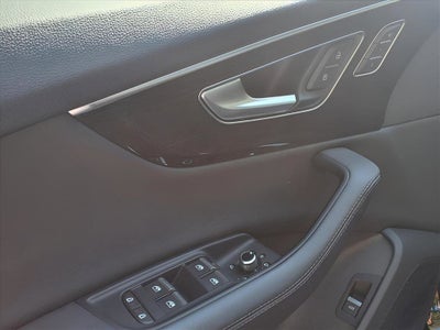 2024 Audi Q7 45 Premium Plus quattro