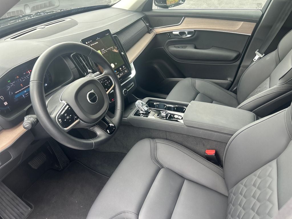 2025 Volvo XC90 B5 Plus 2025.5