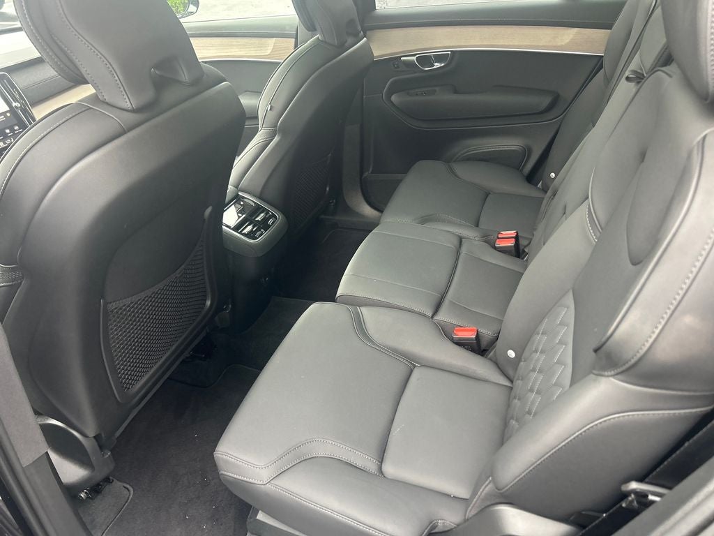 2025 Volvo XC90 B5 Plus 2025.5