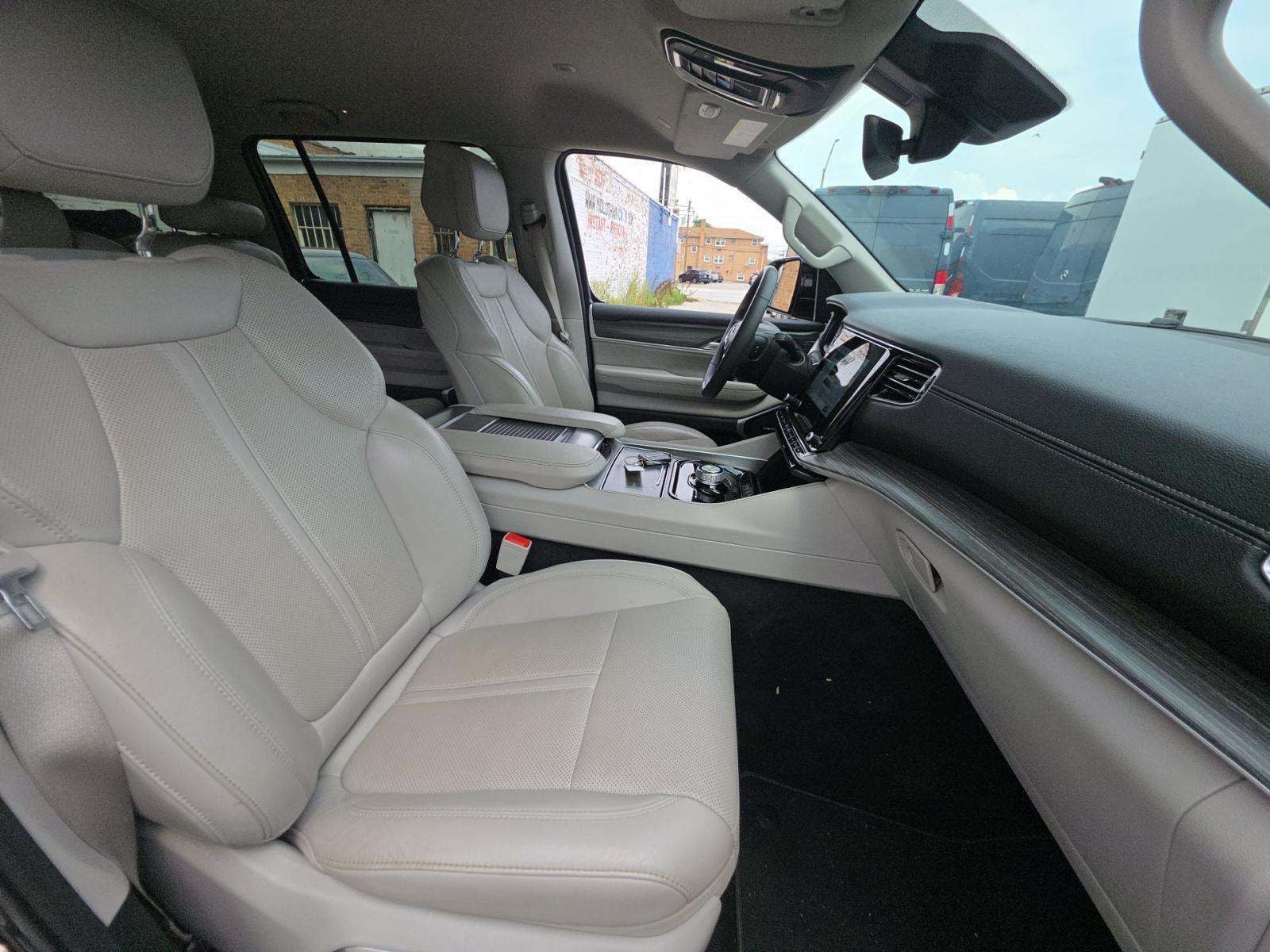 2024 Jeep Wagoneer L Series II