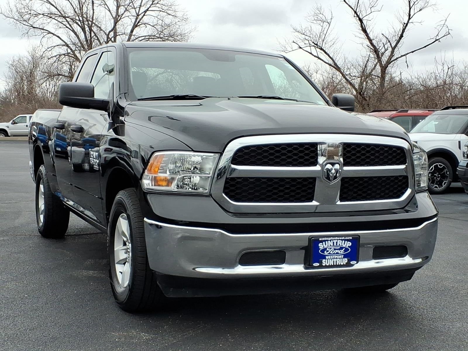 2024 RAM 1500 Classic SLT
