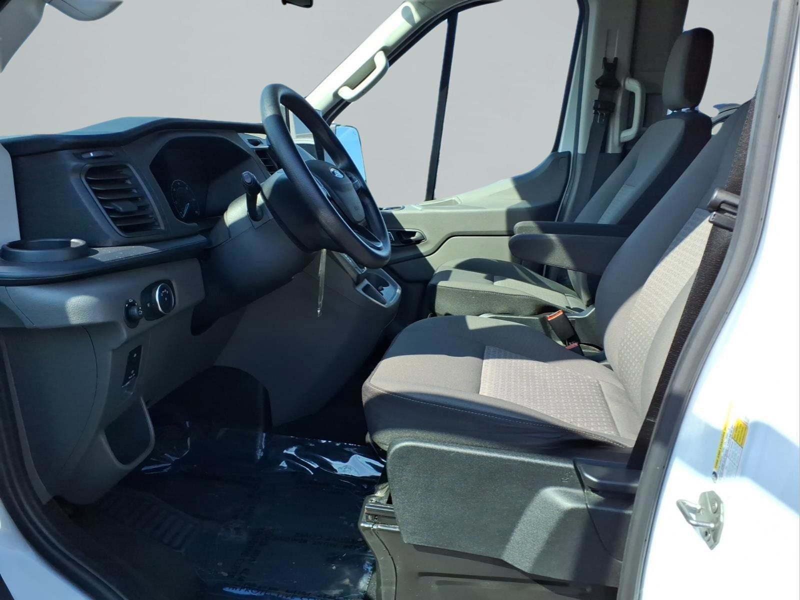 2024 Ford Transit-350 XLT