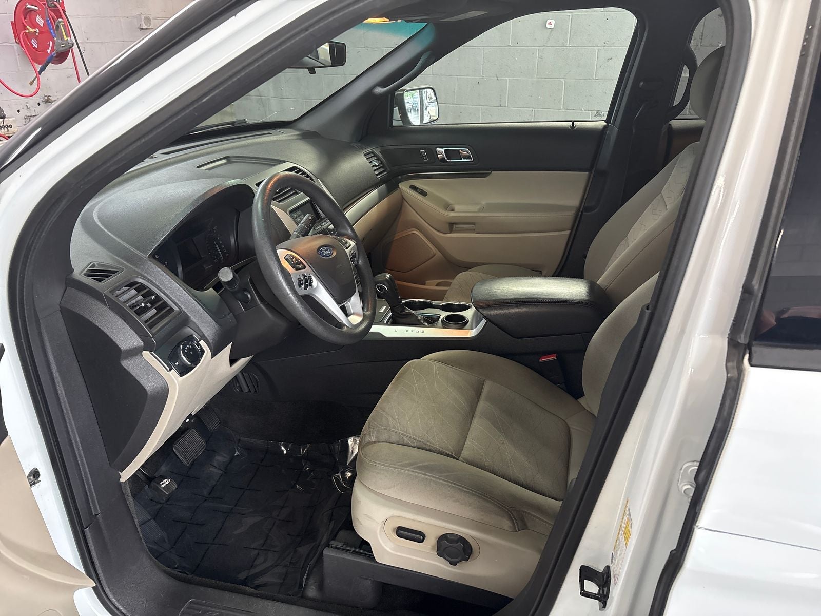 2015 Ford Explorer Base