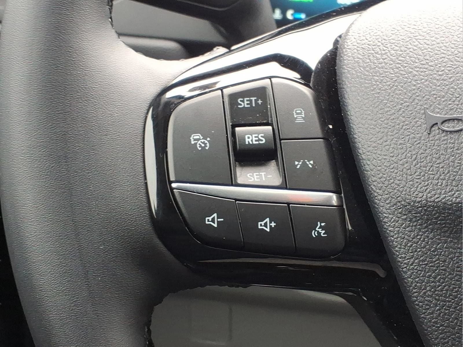 2024 Ford Escape Plug-In Hybrid Base