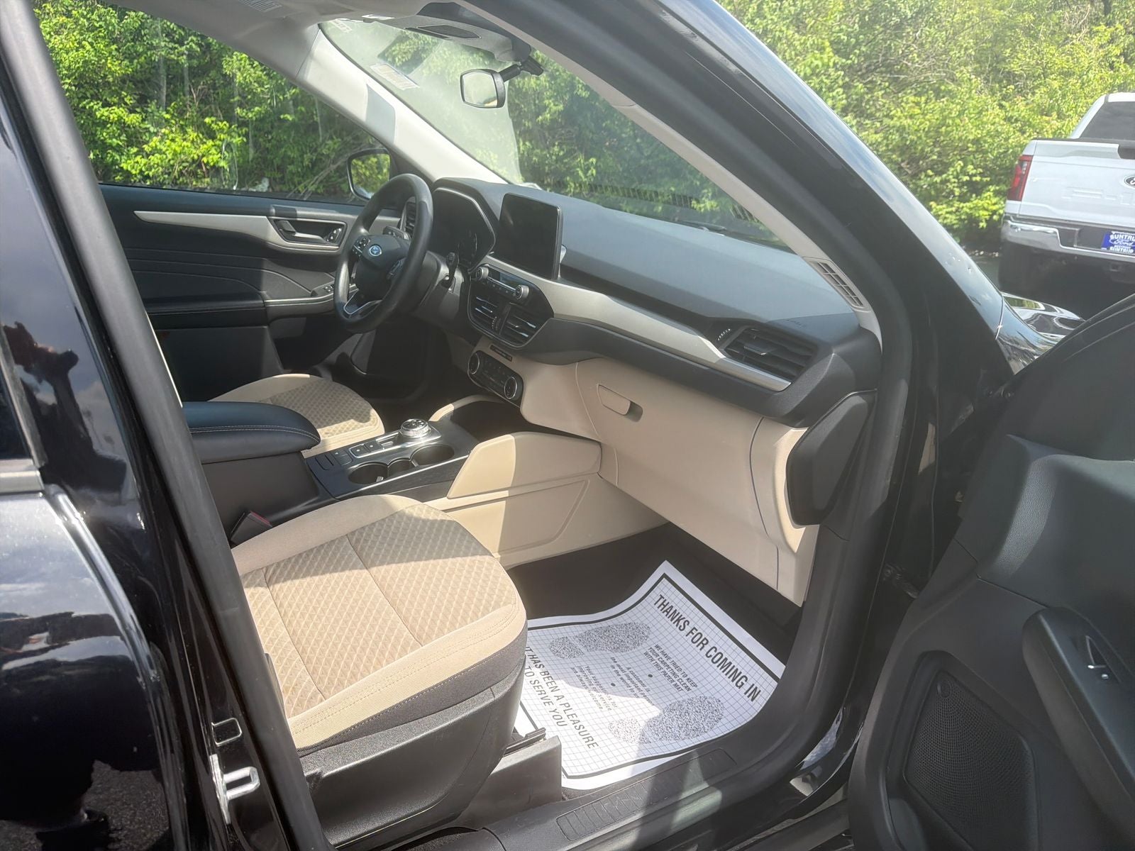 2022 Ford Escape Hybrid SE