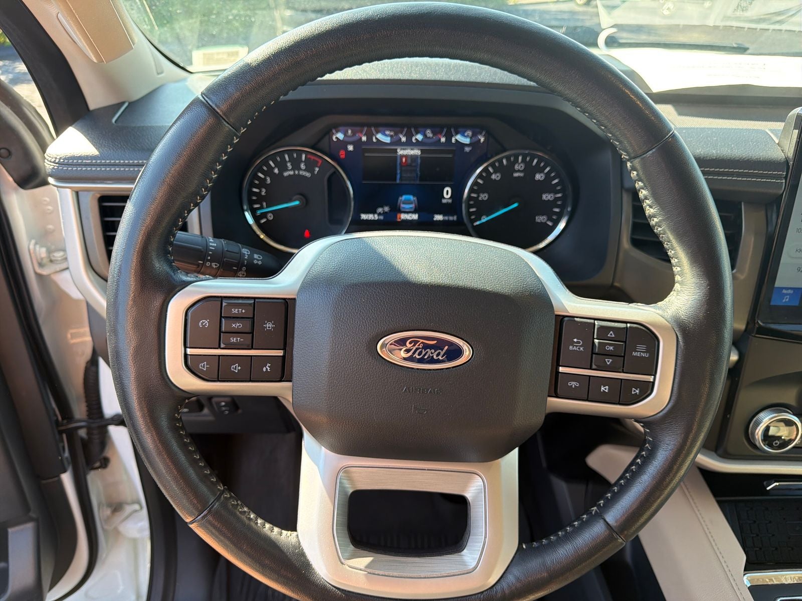 2024 Ford Expedition Max XLT