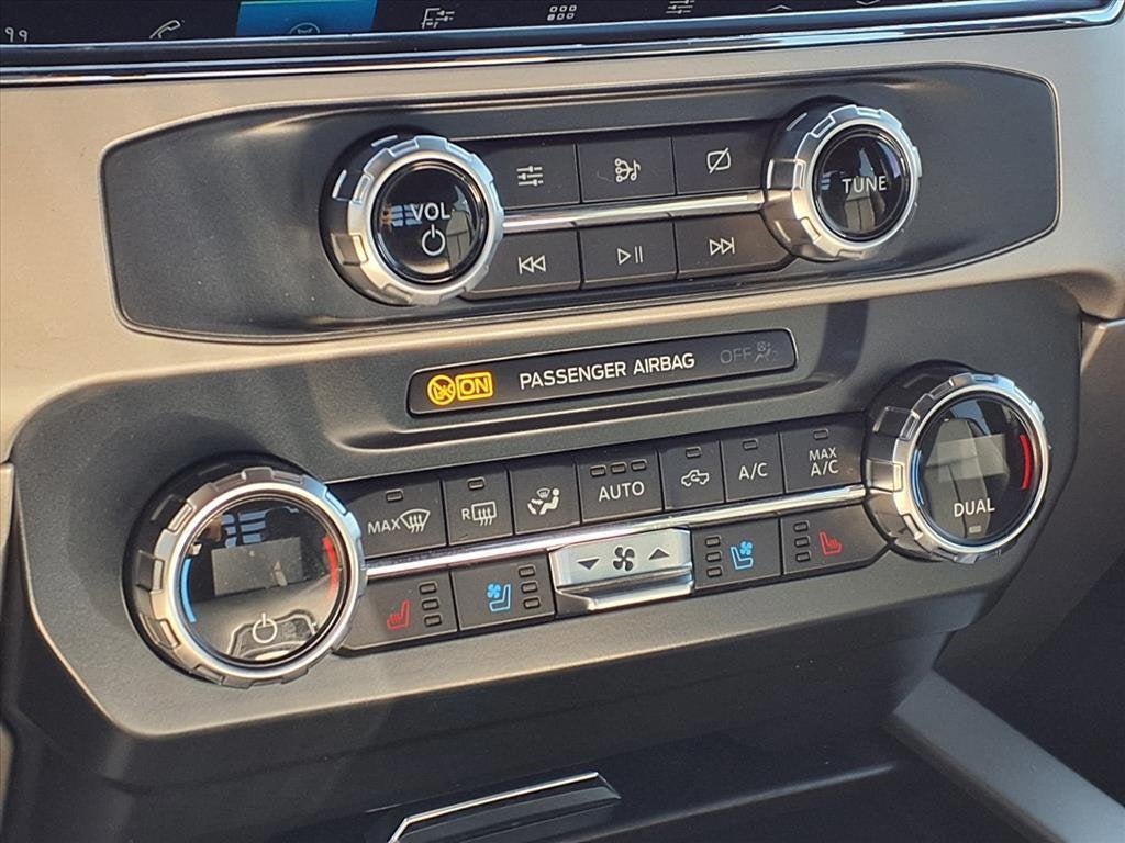 2022 Ford F-350SD Lariat