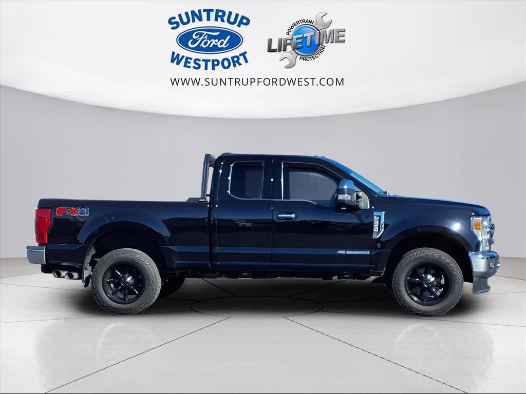 2022 Ford F-350SD Lariat