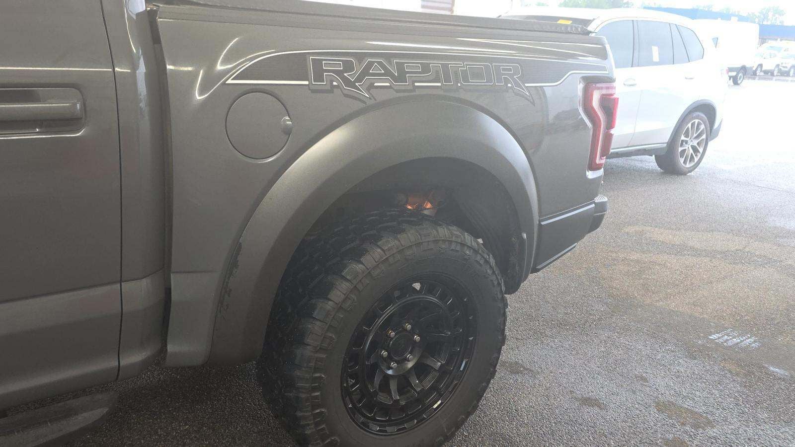 2020 Ford F-150 Raptor
