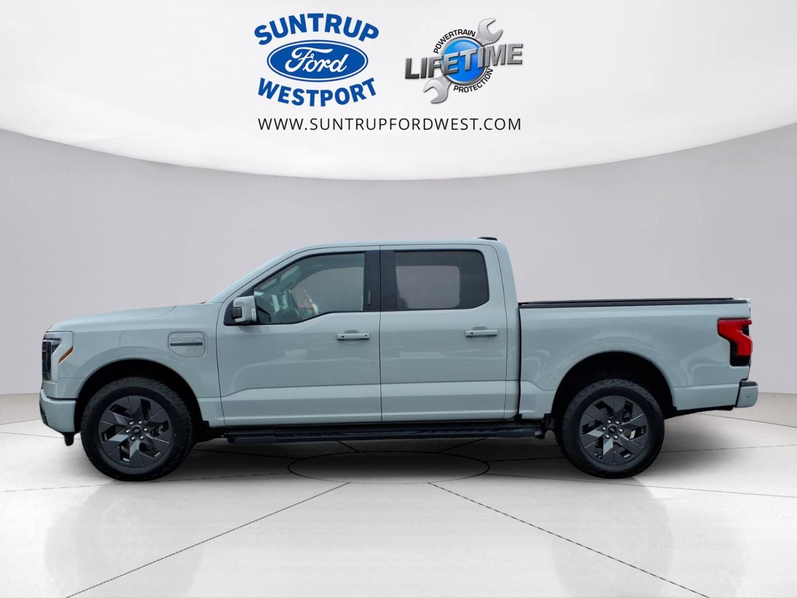 2023 Ford F-150 Lightning Lariat