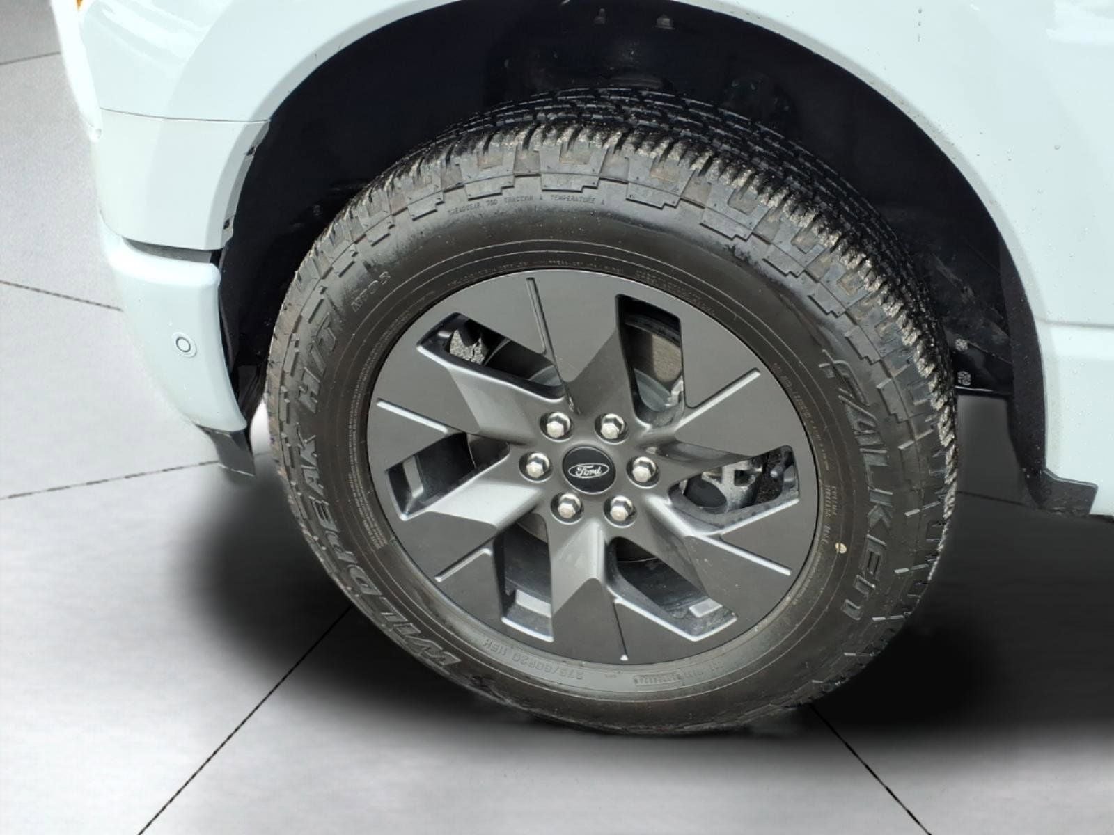 2023 Ford F-150 Lightning Lariat