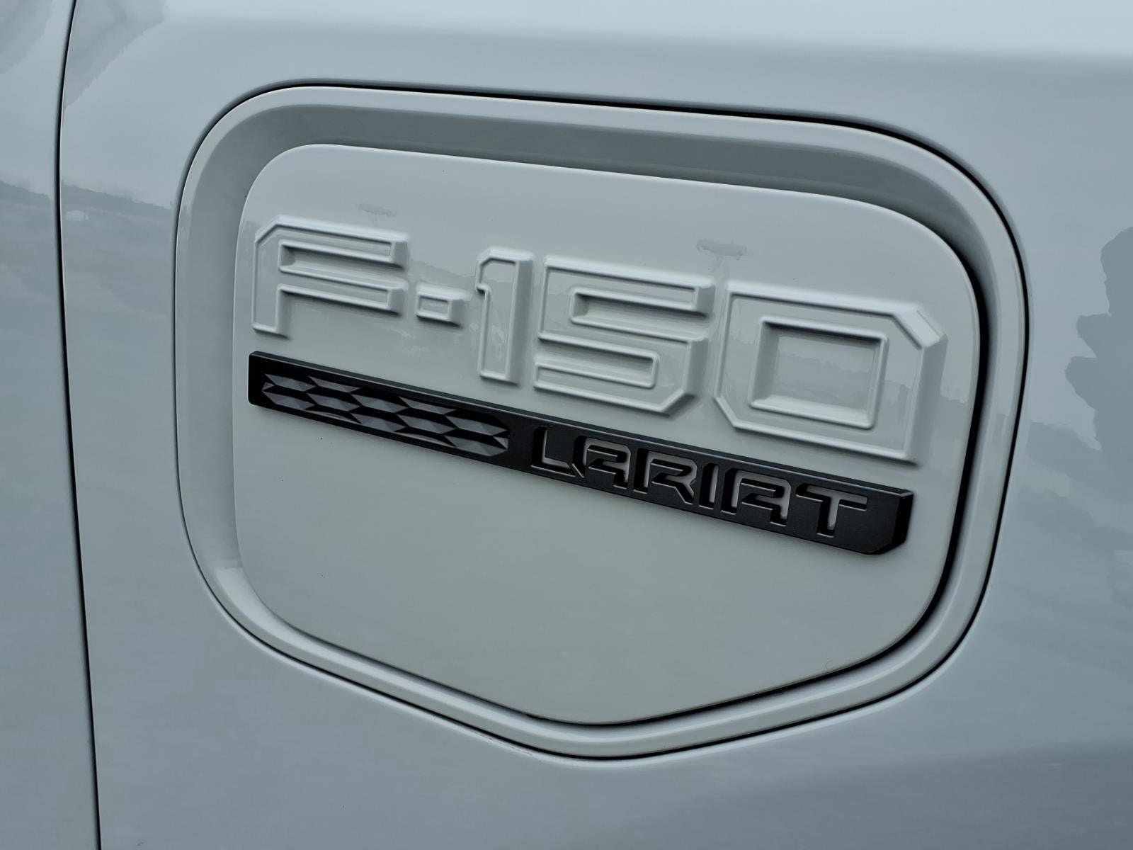 2023 Ford F-150 Lightning Lariat