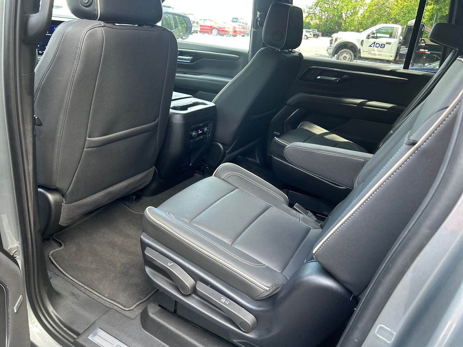 2025 Chevrolet Suburban Premier 1LZ