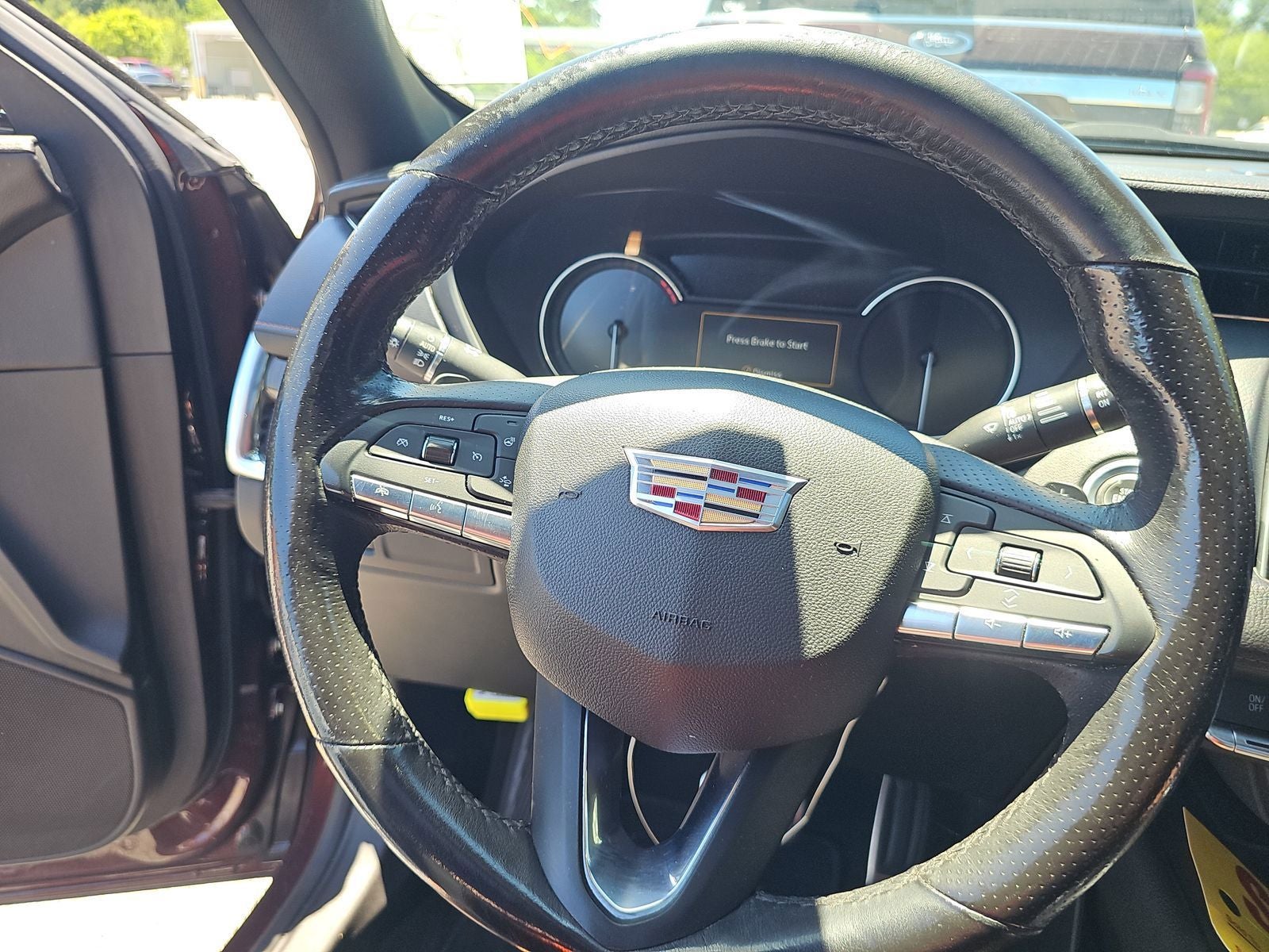 2023 Cadillac XT4 Sport