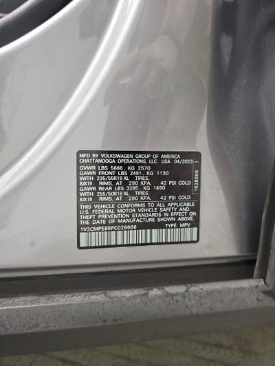 2023 Volkswagen ID.4 Pro