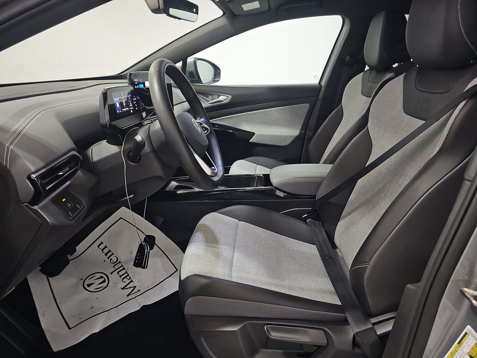 2023 Volkswagen ID.4 Pro