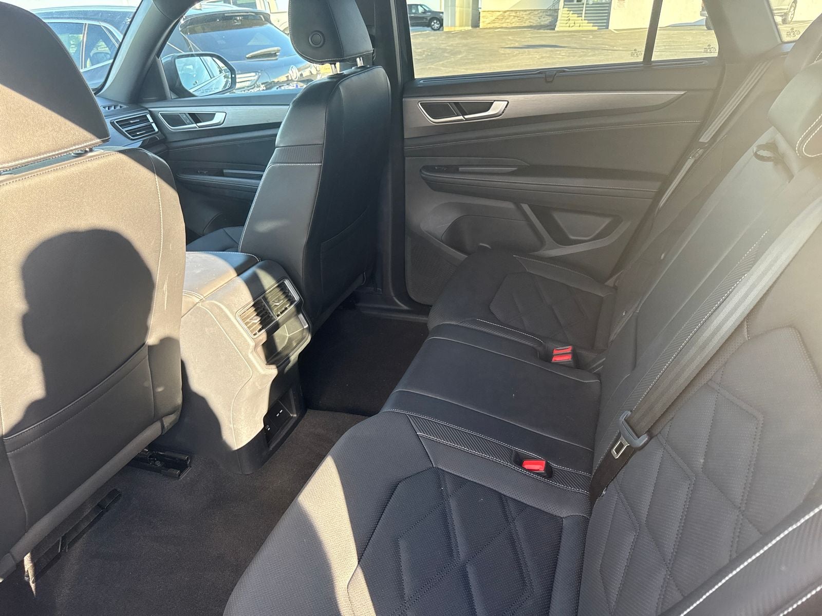 2025 Volkswagen Atlas Cross Sport 2.0T SE w/Technology
