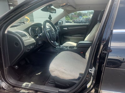 2018 Chrysler 300 Touring