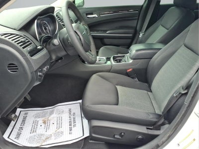 2023 Chrysler 300 Touring