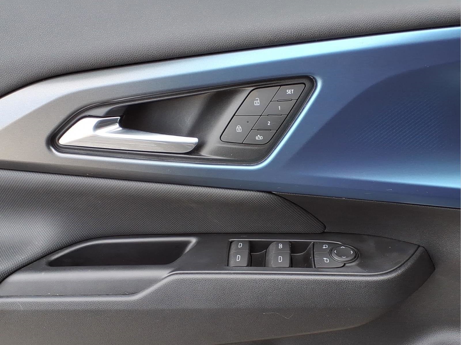 2024 Chevrolet Equinox EV LT