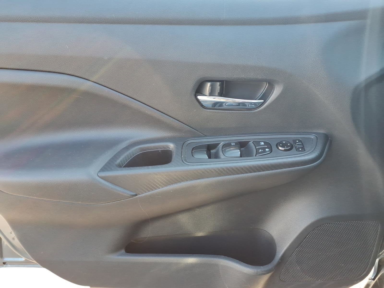 2023 Nissan Versa 1.6 SV