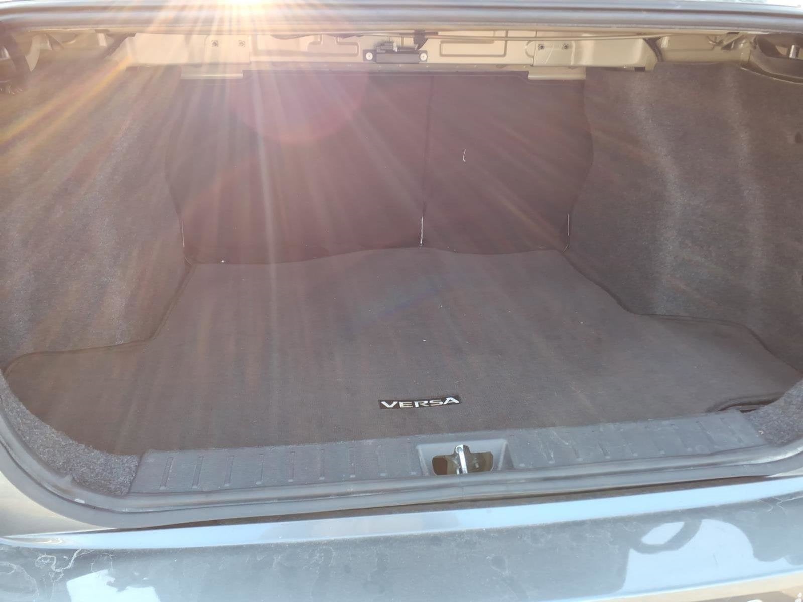 2023 Nissan Versa 1.6 SV